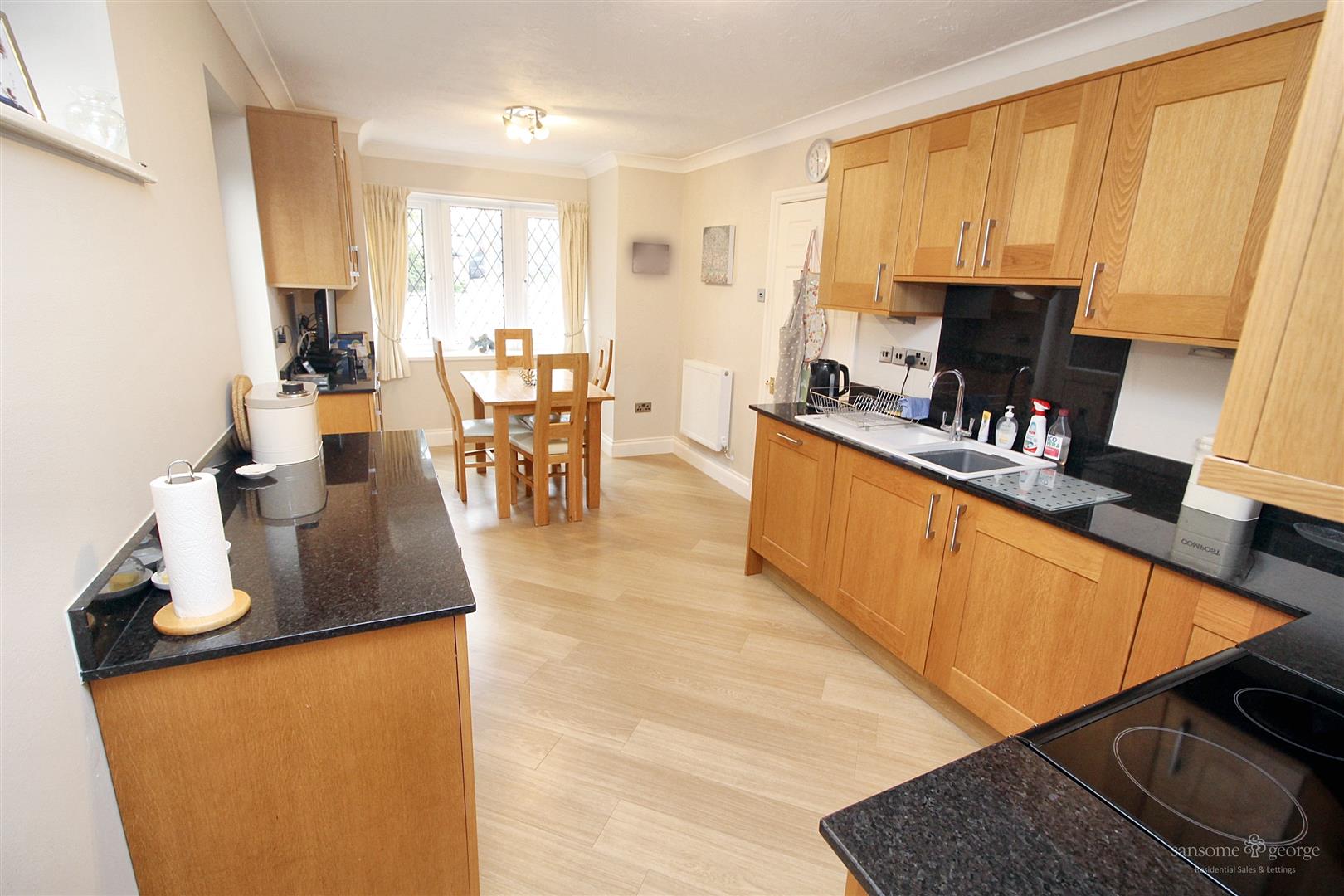 Westwood Glen, Tilehurst, Reading
